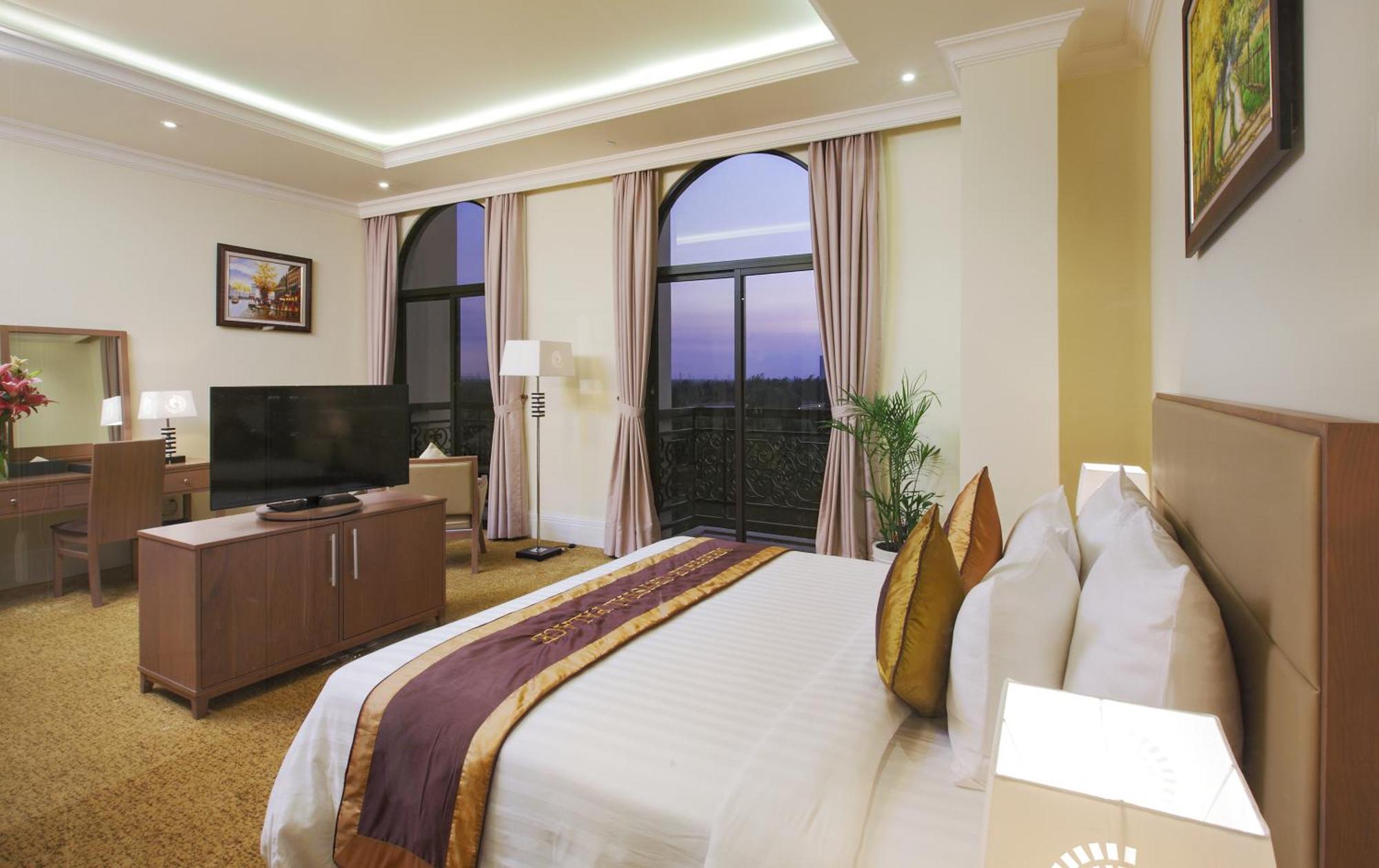 Merperle Crystal Palace Cidade de Ho Chi Minh Exterior foto